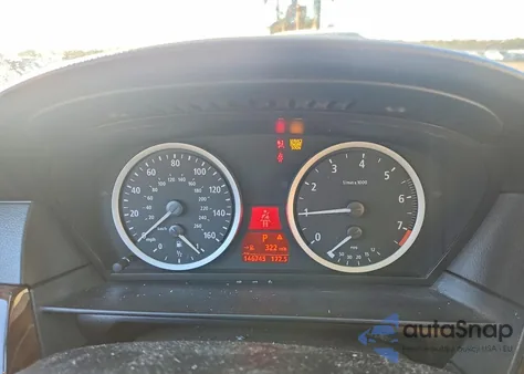 2006 BMW 530 Xi z USA, uszkodzony, nr VIN WBANF73546CG65690